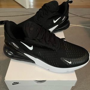 Nike Air Max 270 Men’s Shoes